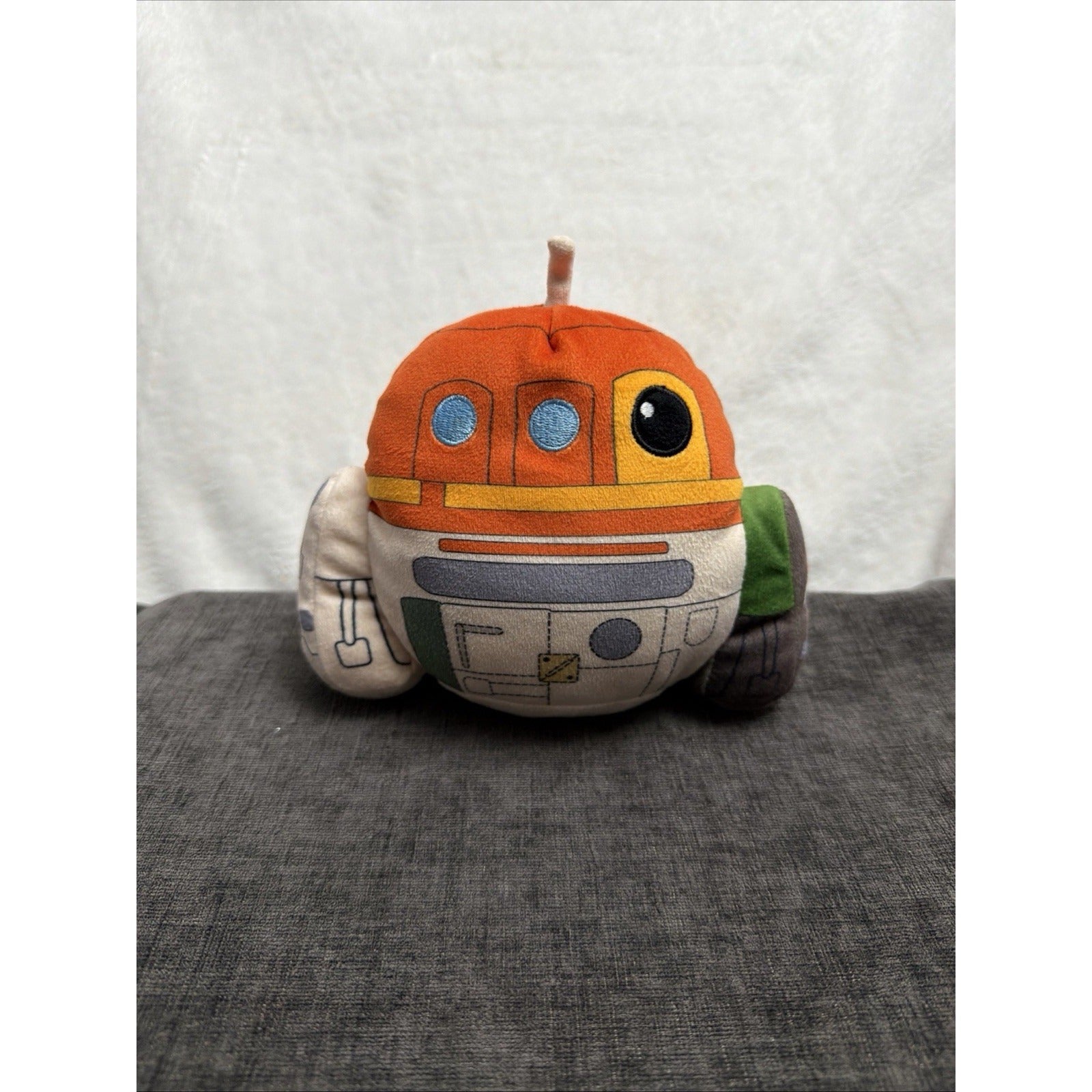 Disney Star Wars Ahsoka Cuutopia CHOPPER (C1-10P) 5” Stuffed Plush Toy