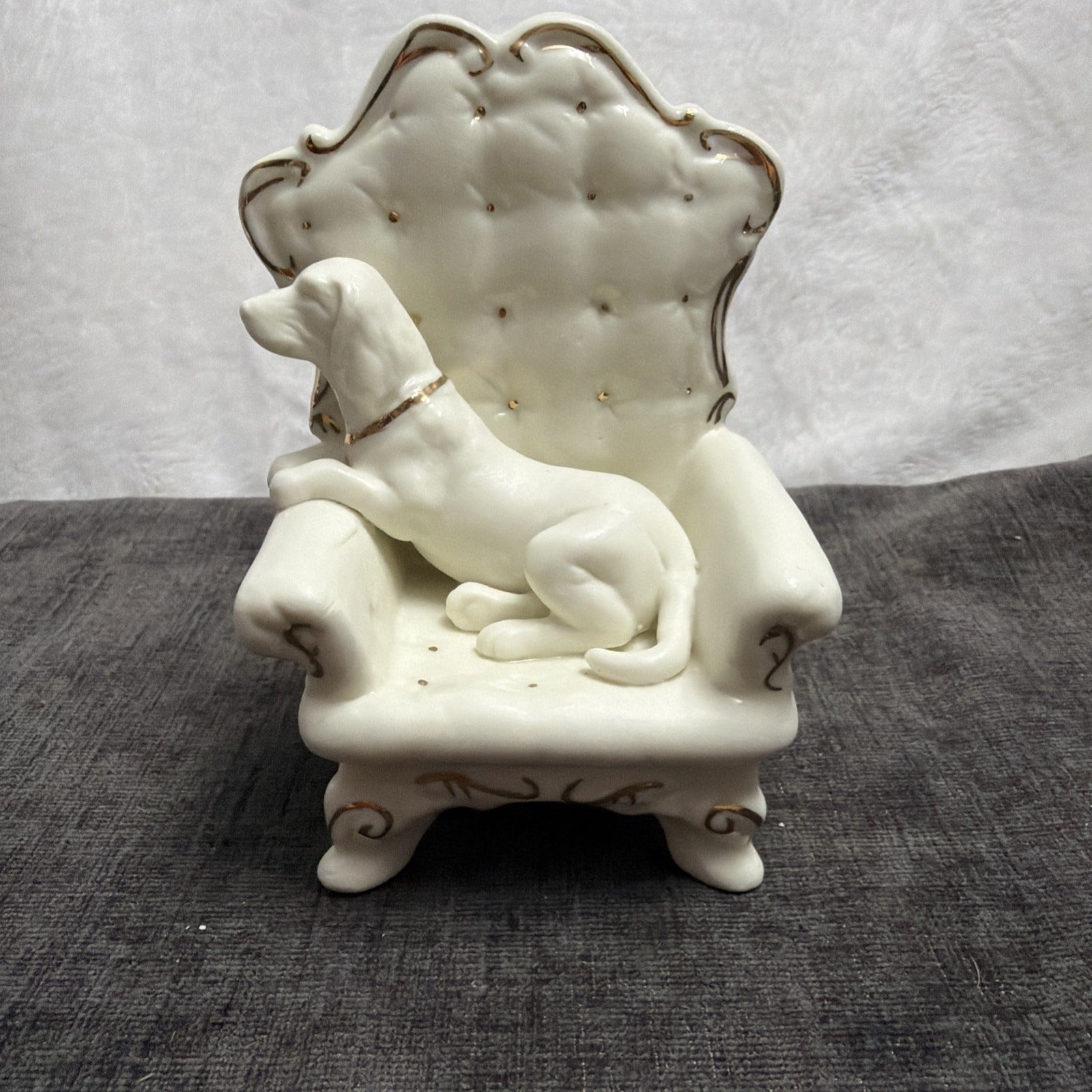 Vintage Porcelain Christmas Decor Set Of (4) Pieces Original Box